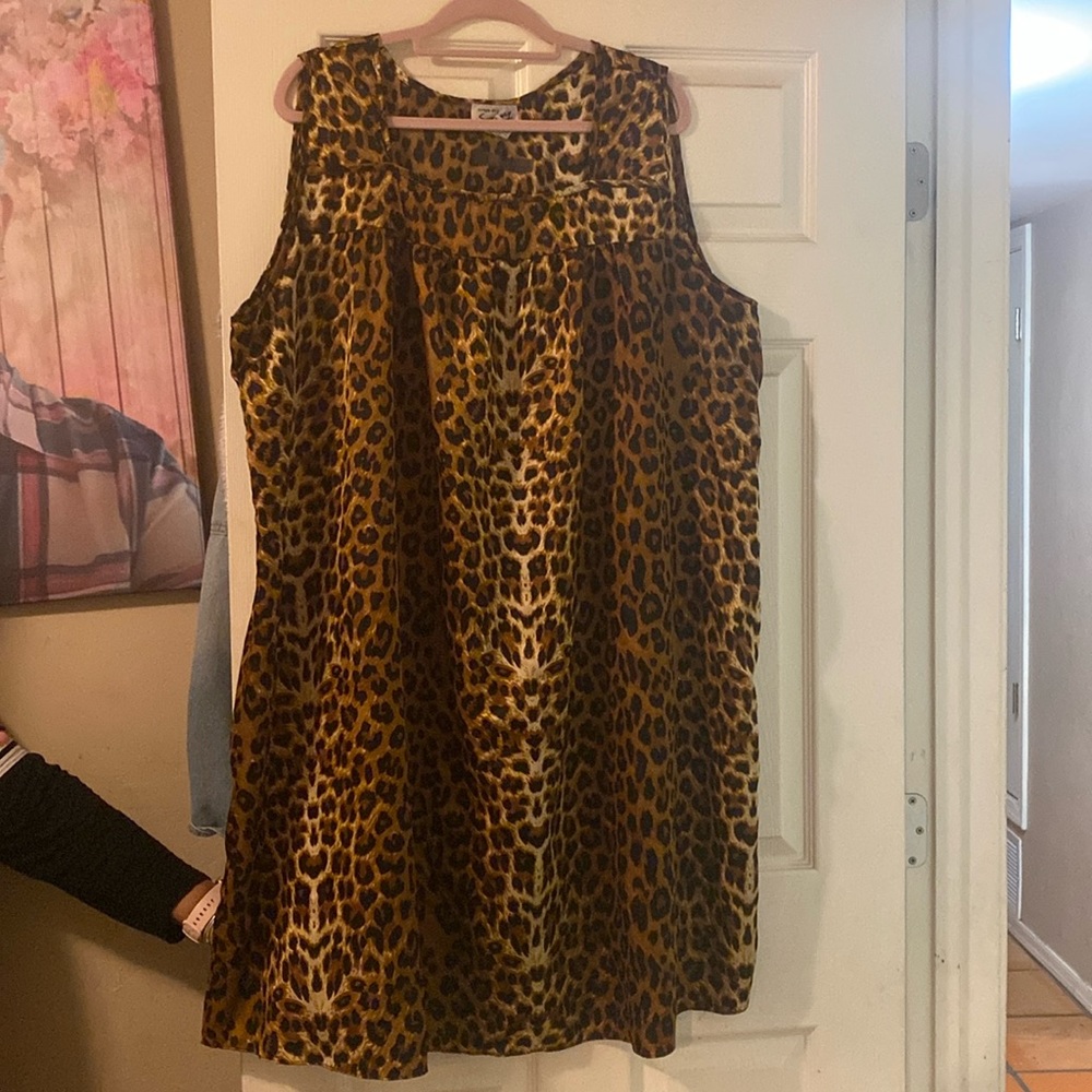 Soy bury leopard print dress